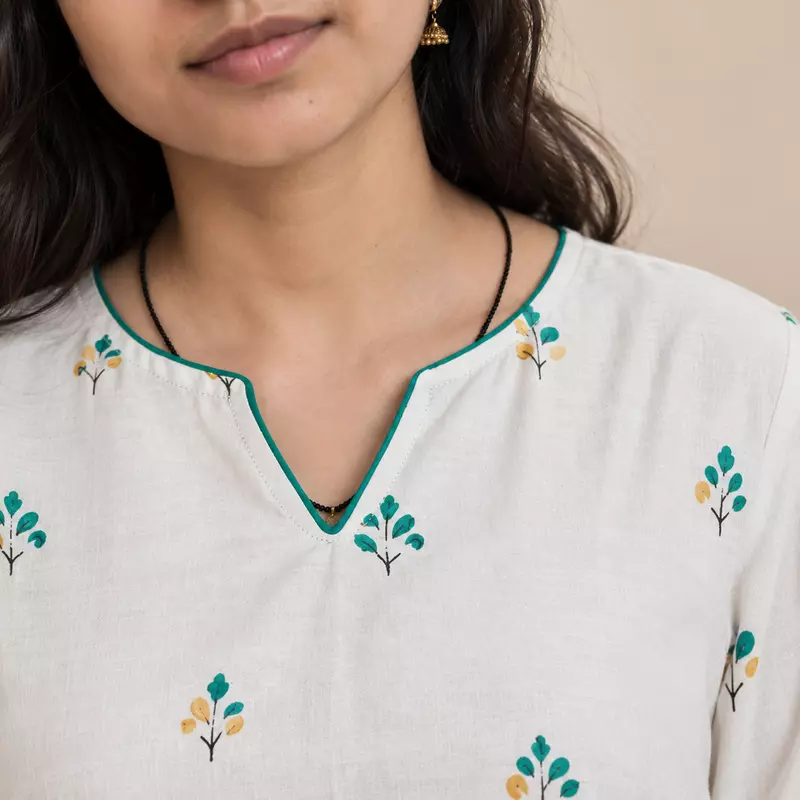 Soraya Straight Pakistani Suit