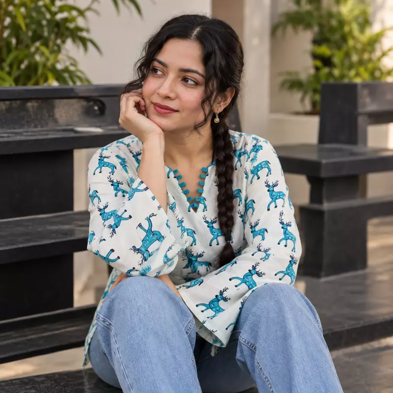 Rhea Short Kurti